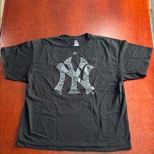 Men's Black Graphic T-Shirt